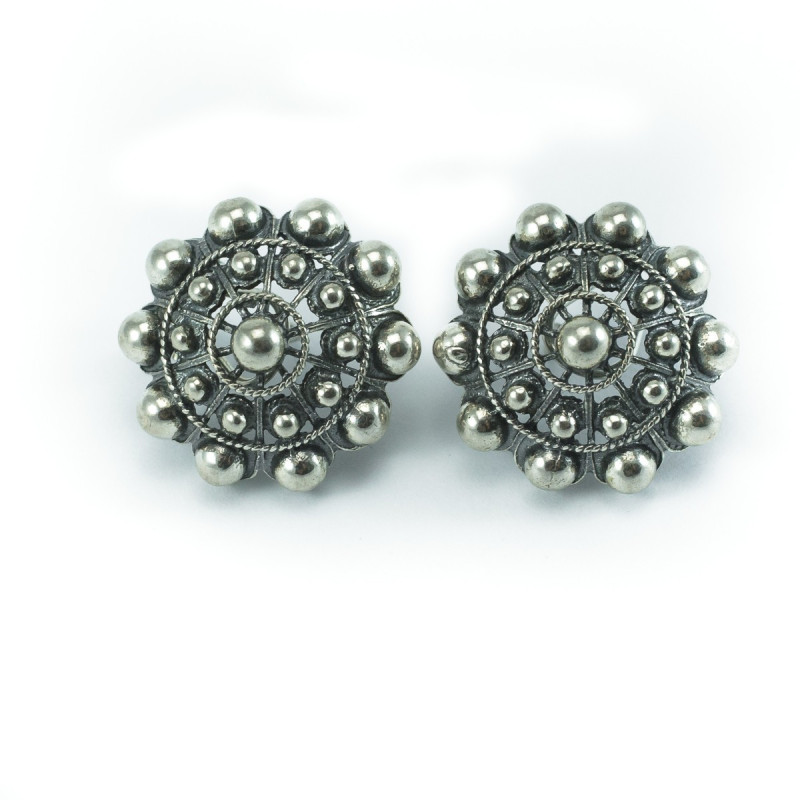 Pendientes botón charro en plata 008/OMEGA | 29,53 € | Botón Charro