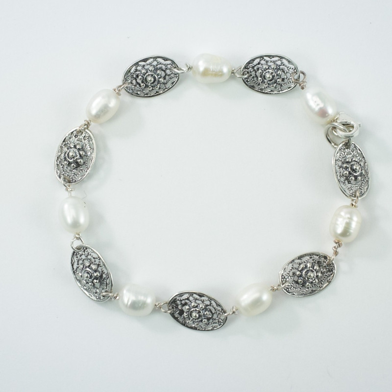 Pulsera botón charro perlas plata de ley F26P | 59,23 € | Botón Charro